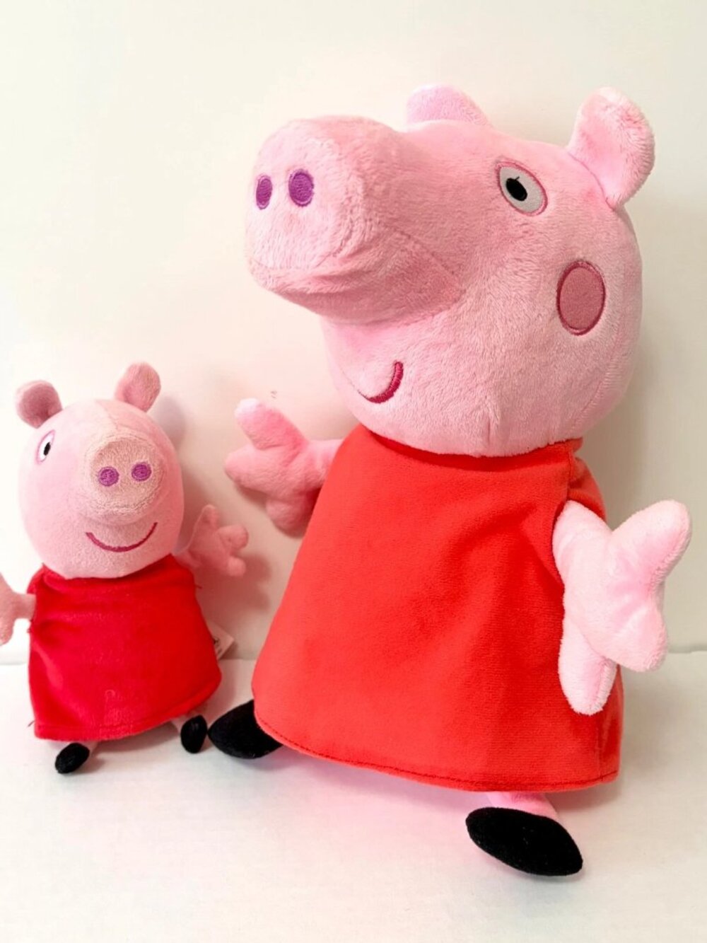 Lot of 2 Vintage Peppa Pig Plush Stuffed Toys - 1 Makes Sound